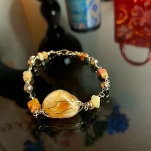 Stone chip bracelet🤎